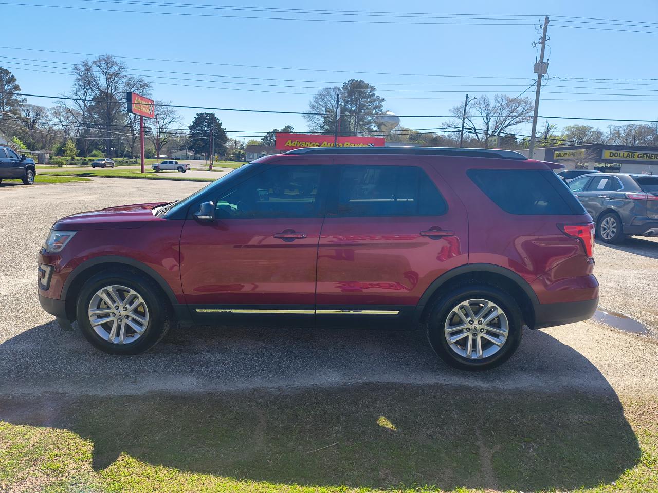 Ford Explorer XLT FWD 2017