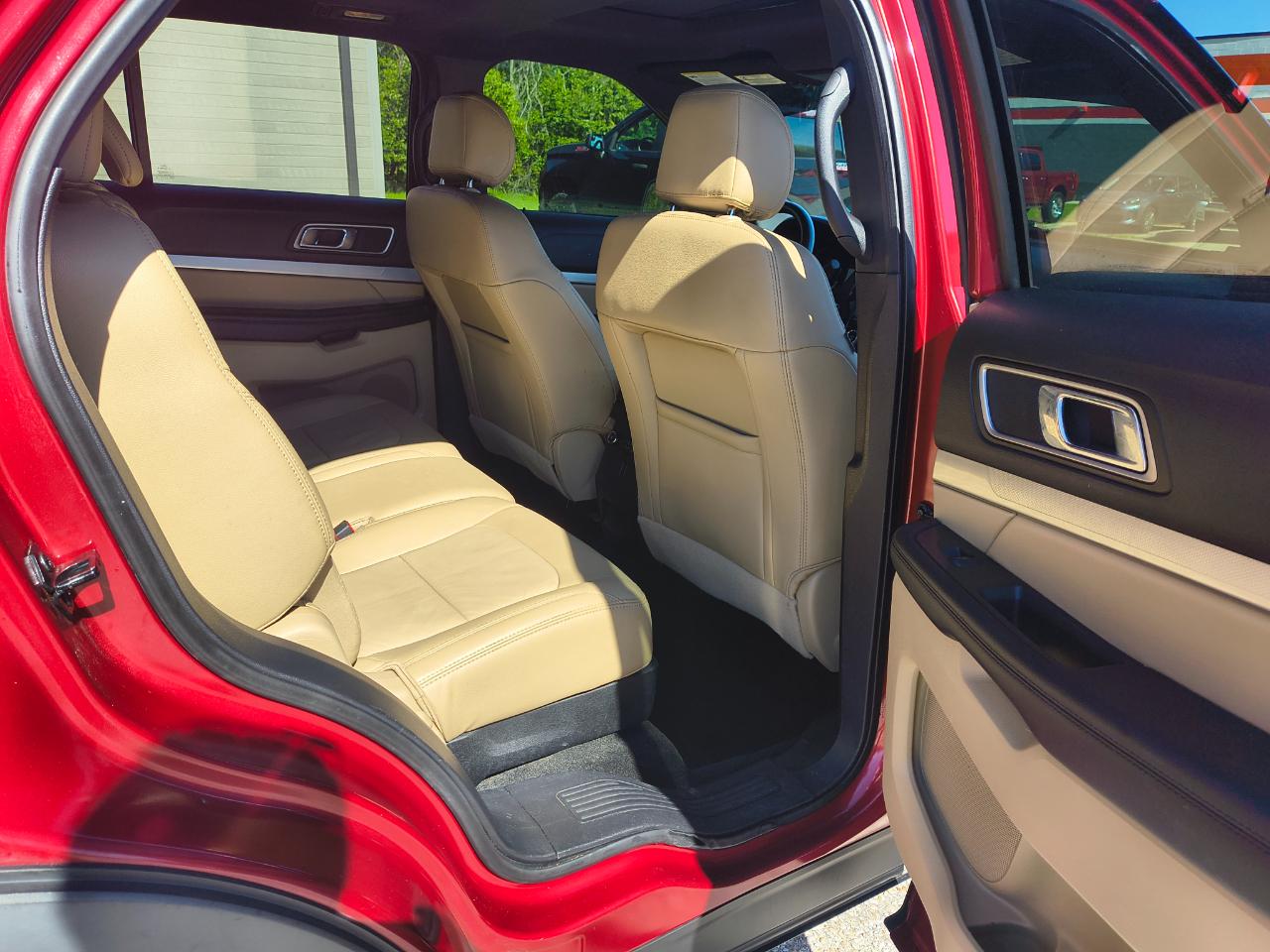 Ford Explorer XLT FWD 2017