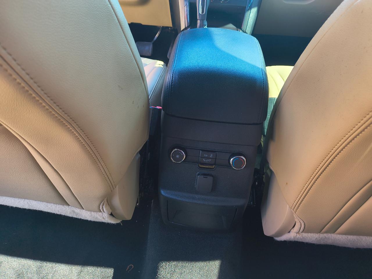 Ford Explorer XLT FWD 2017