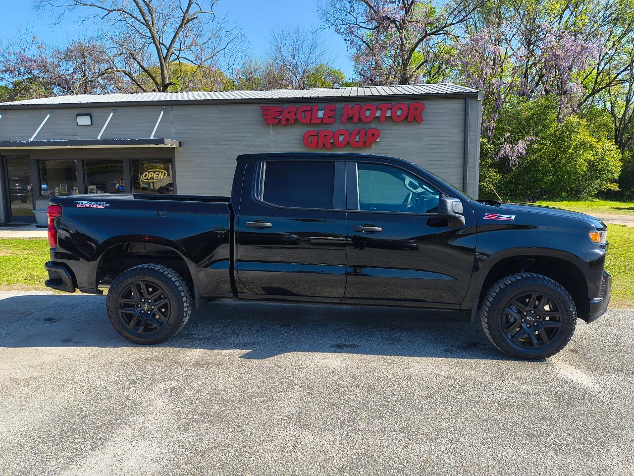 2021 Chevrolet Silverado 1500 4WD Crew Cab 147" Custom Trail Boss