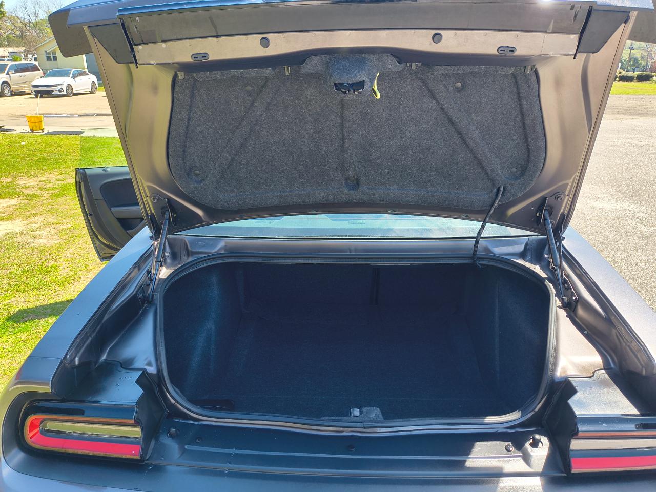 Dodge Challenger R/T RWD 2021