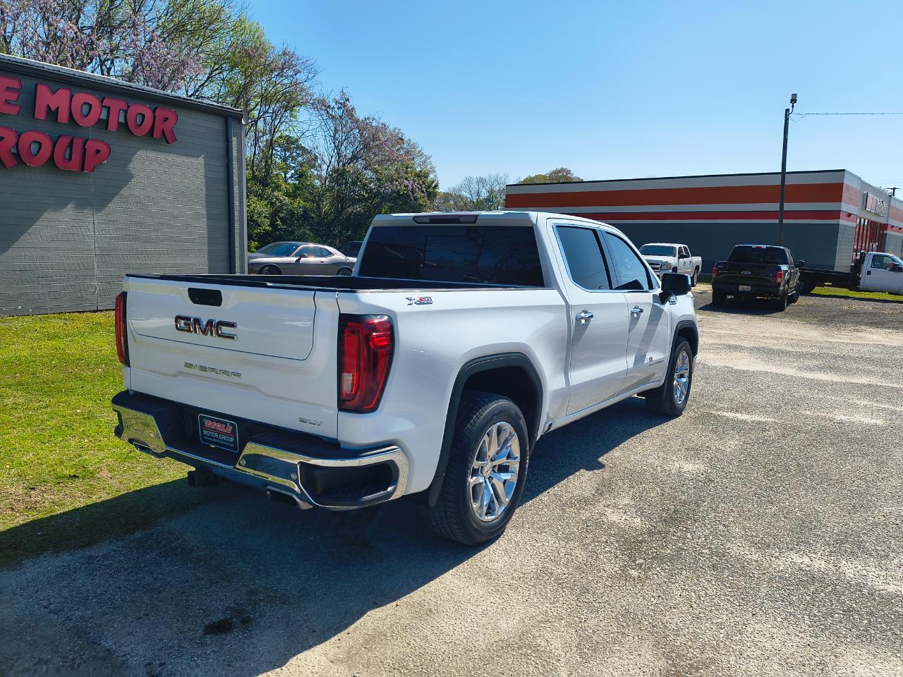 GMC Sierra 1500 4WD Crew Cab 147" SLT 2019