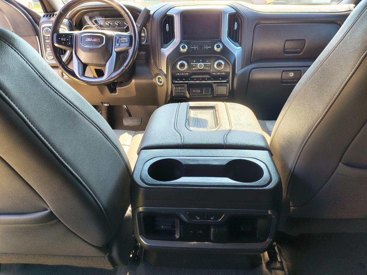 GMC Sierra 1500 4WD Crew Cab 147" SLT 2019