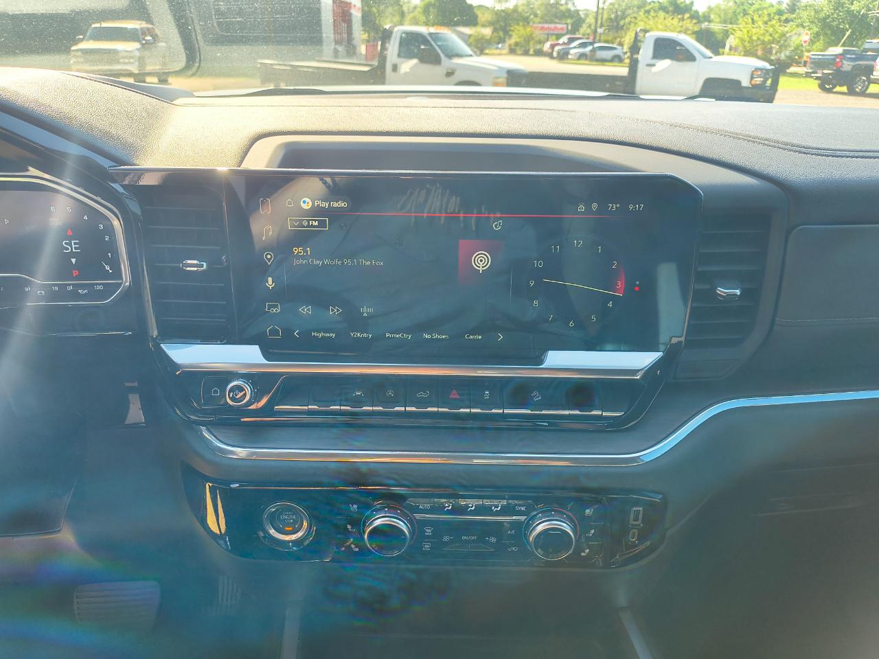 GMC Sierra 1500 4WD Crew Cab 147" SLT 2023