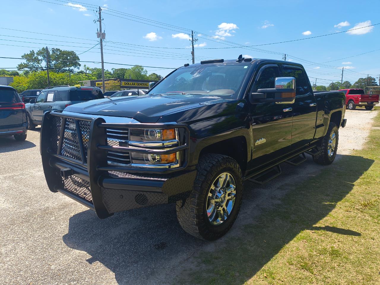 Chevrolet Silverado 2500HD Built After Aug 14 4WD Crew Cab 153.7" High Country 2015