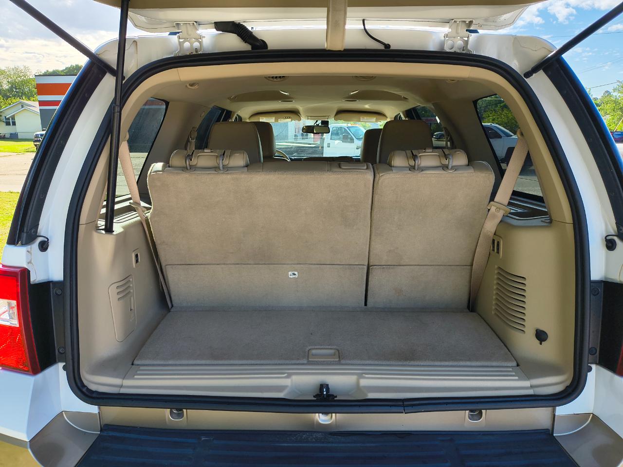 Ford Expedition 2WD 4dr King Ranch 2013