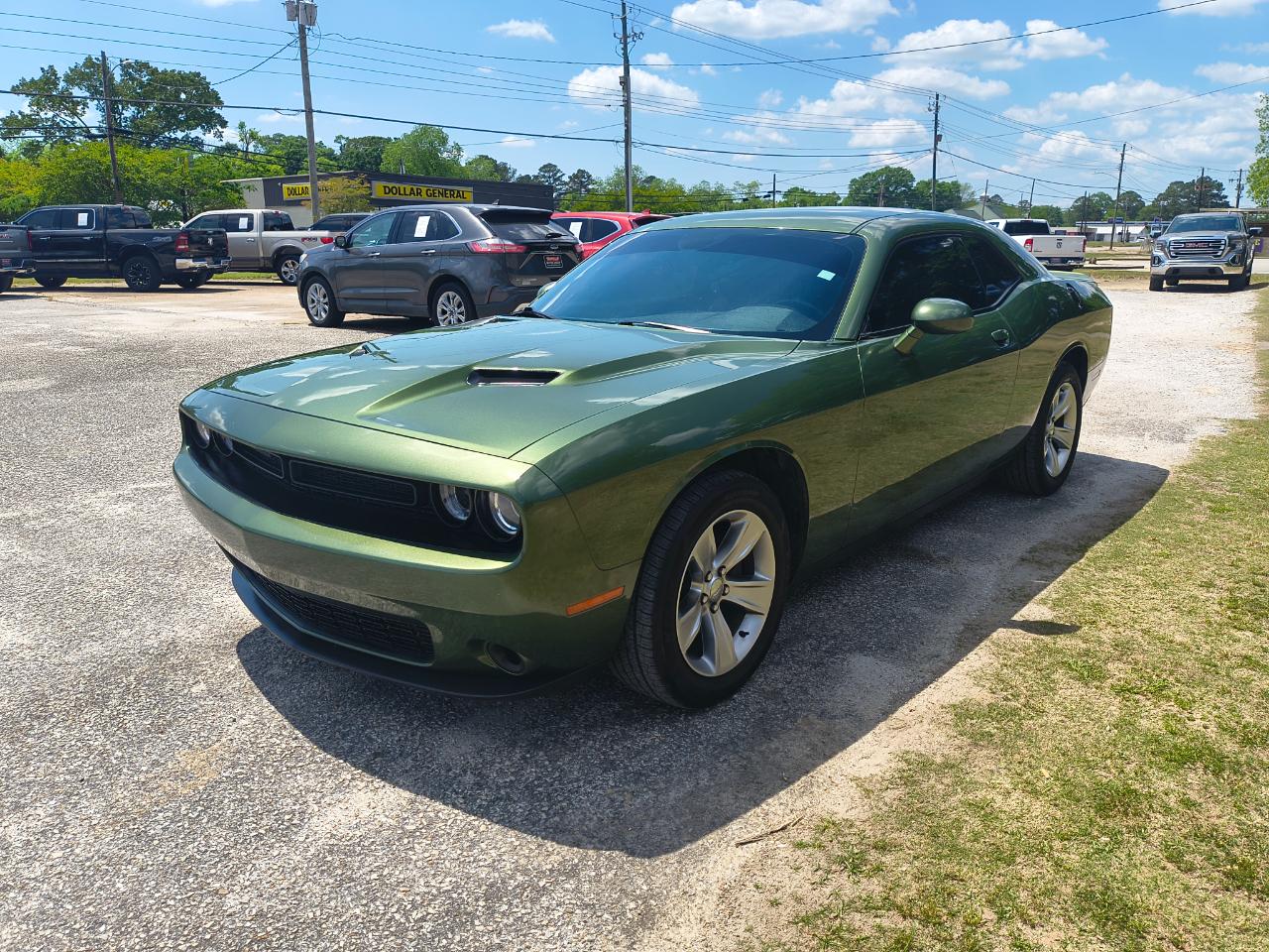Dodge Challenger SXT RWD 2020