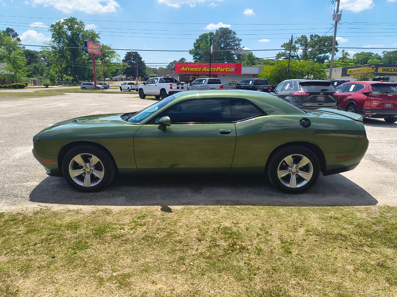 Dodge Challenger SXT RWD 2020