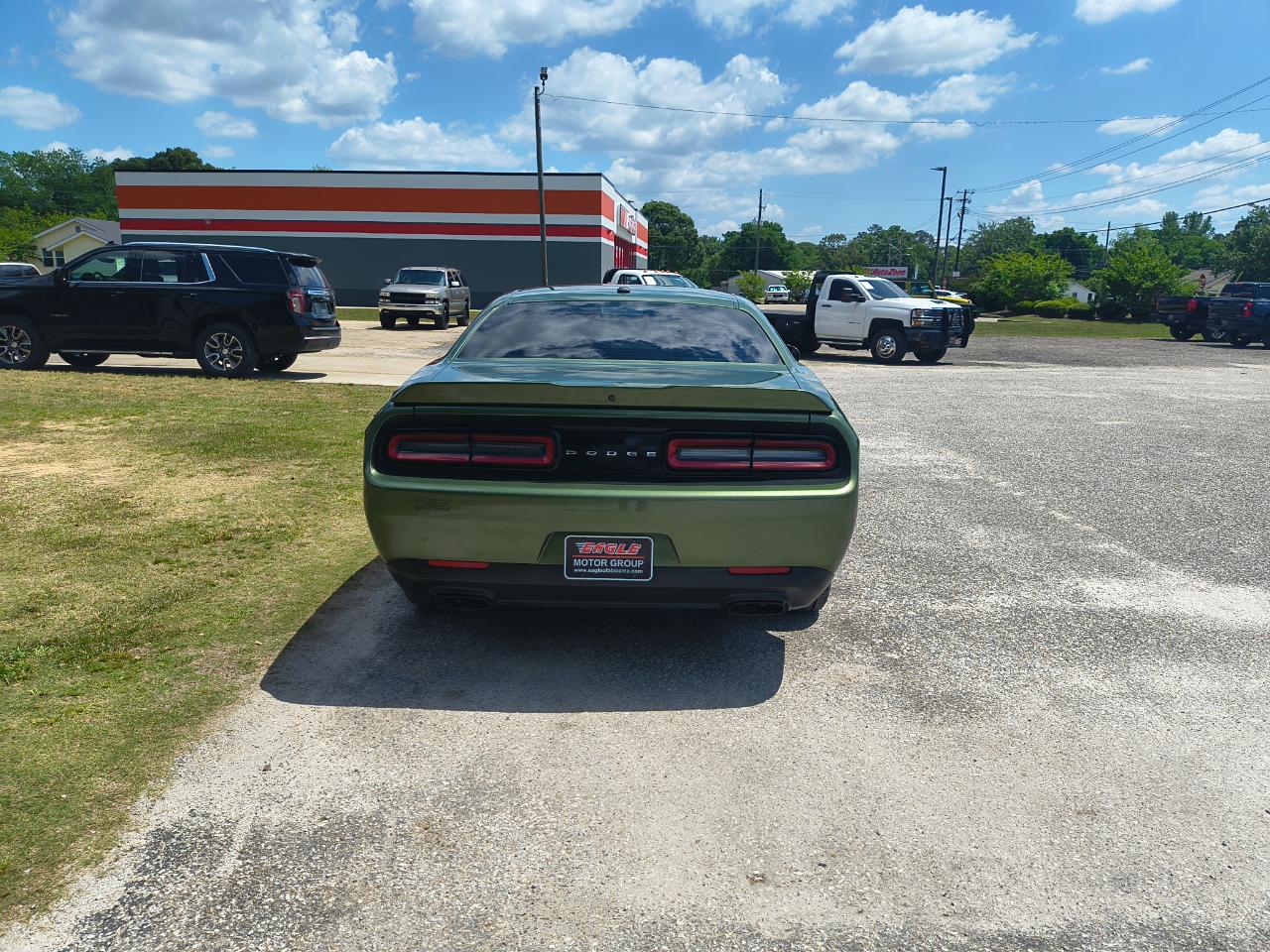 Dodge Challenger SXT RWD 2020