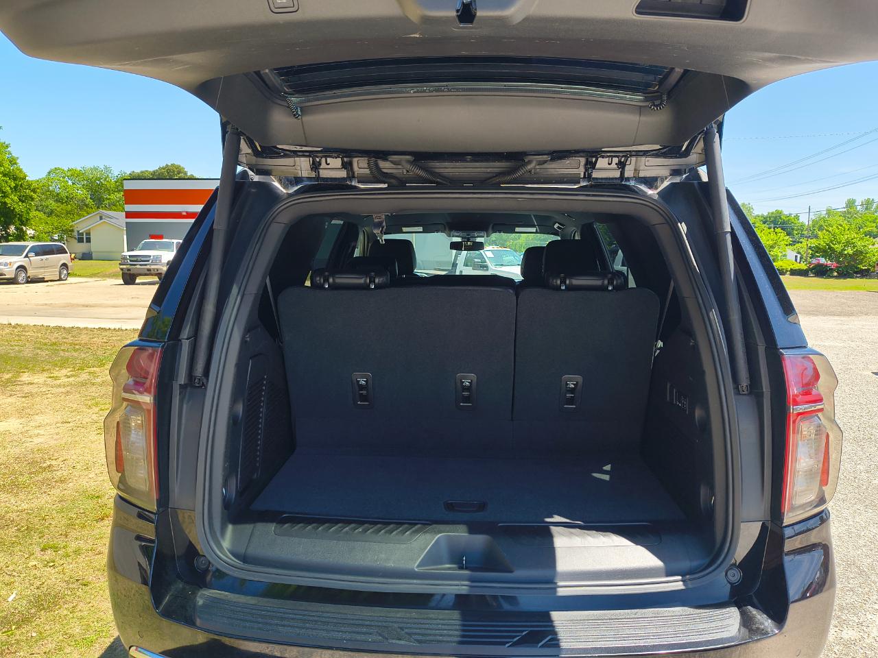 Chevrolet Tahoe 2WD 4dr LT 2021