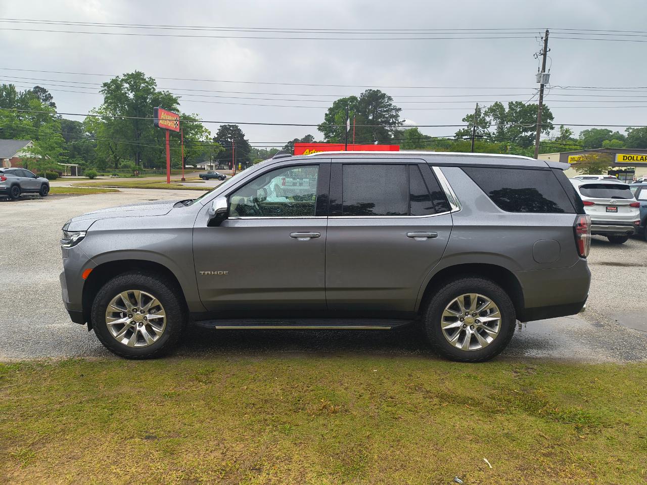 Chevrolet Tahoe 4WD 4dr Premier 2021