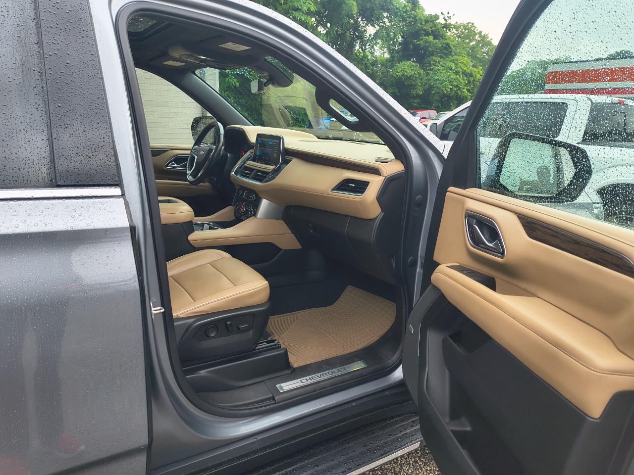 Chevrolet Tahoe 4WD 4dr Premier 2021