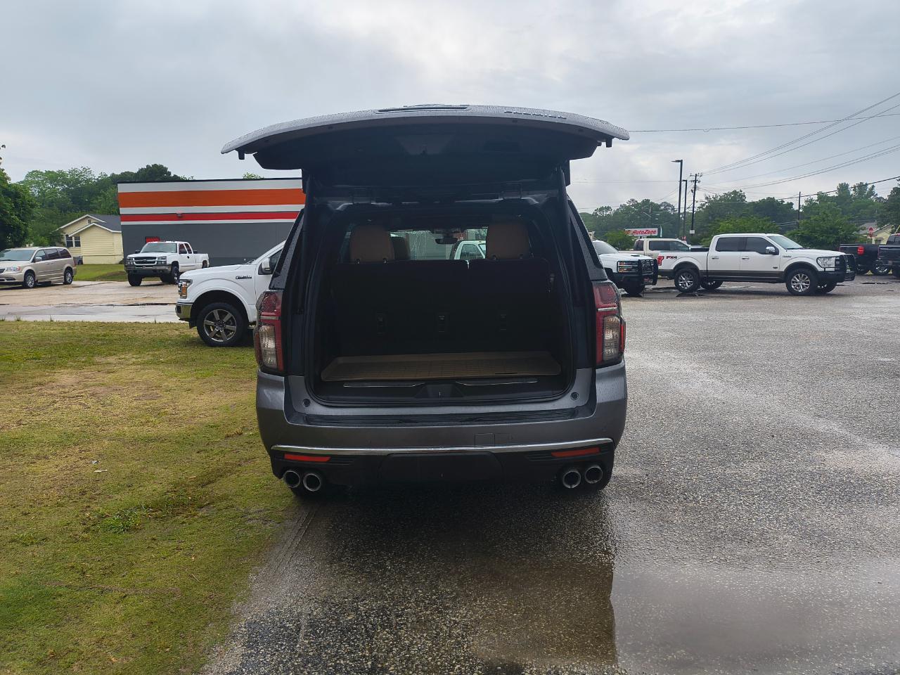 Chevrolet Tahoe 4WD 4dr Premier 2021