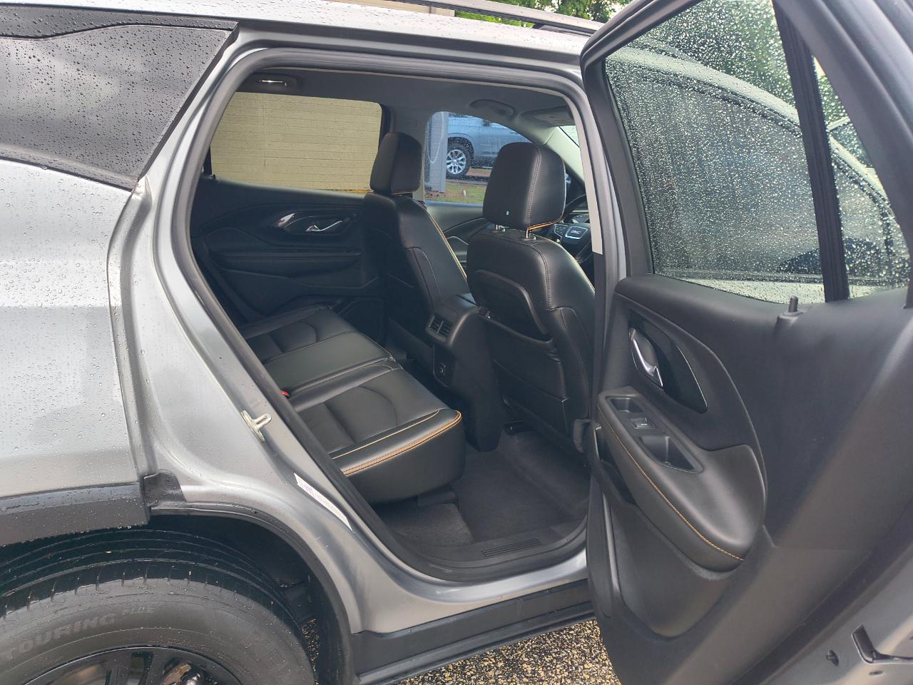 GMC Terrain AWD 4dr AT4 2023