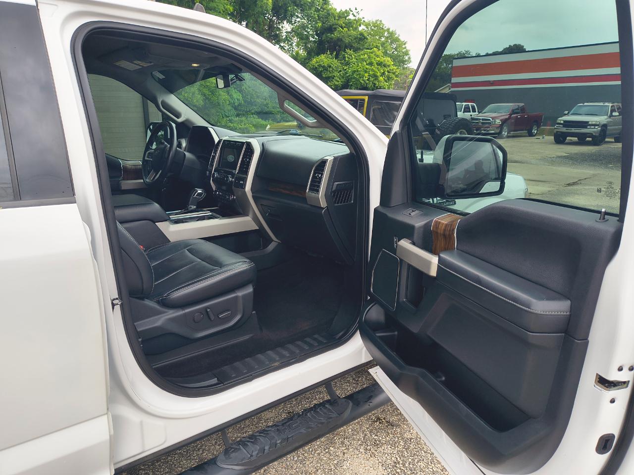Ford F-150 Lariat SuperCrew Short Box 4WD 2020