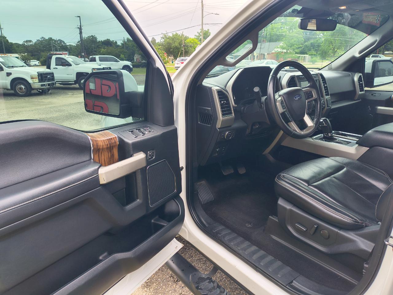 Ford F-150 Lariat SuperCrew Short Box 4WD 2020