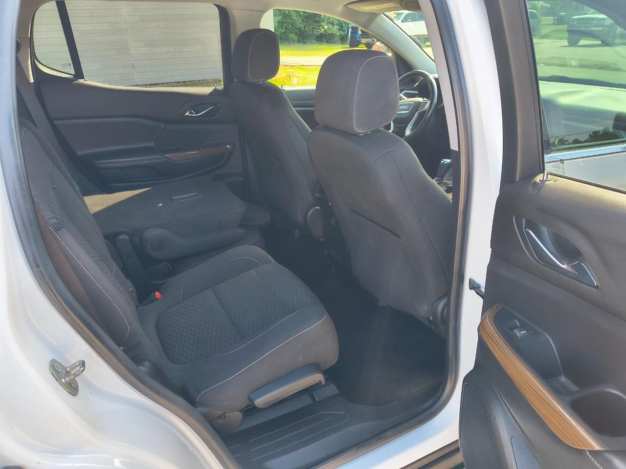 GMC Acadia AWD 4dr SLE w/SLE-2 2019