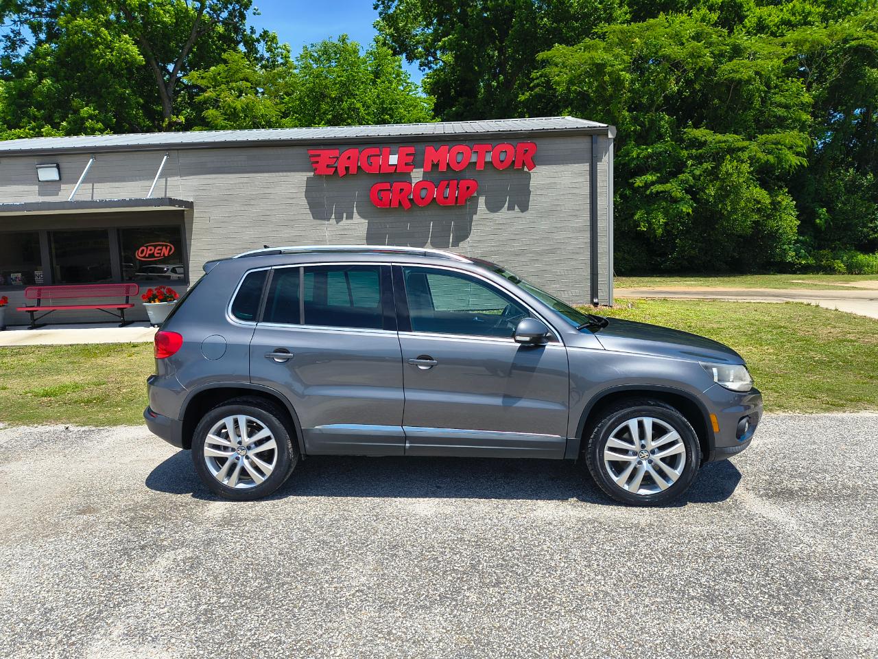 2013 Volkswagen Tiguan 2WD 4dr Auto S *Ltd Avail*