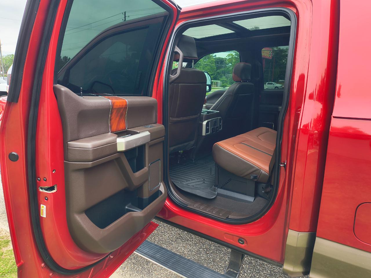 Ford Super Duty F-250 SRW King Ranch 4WD Crew Cab 8' Box 2021