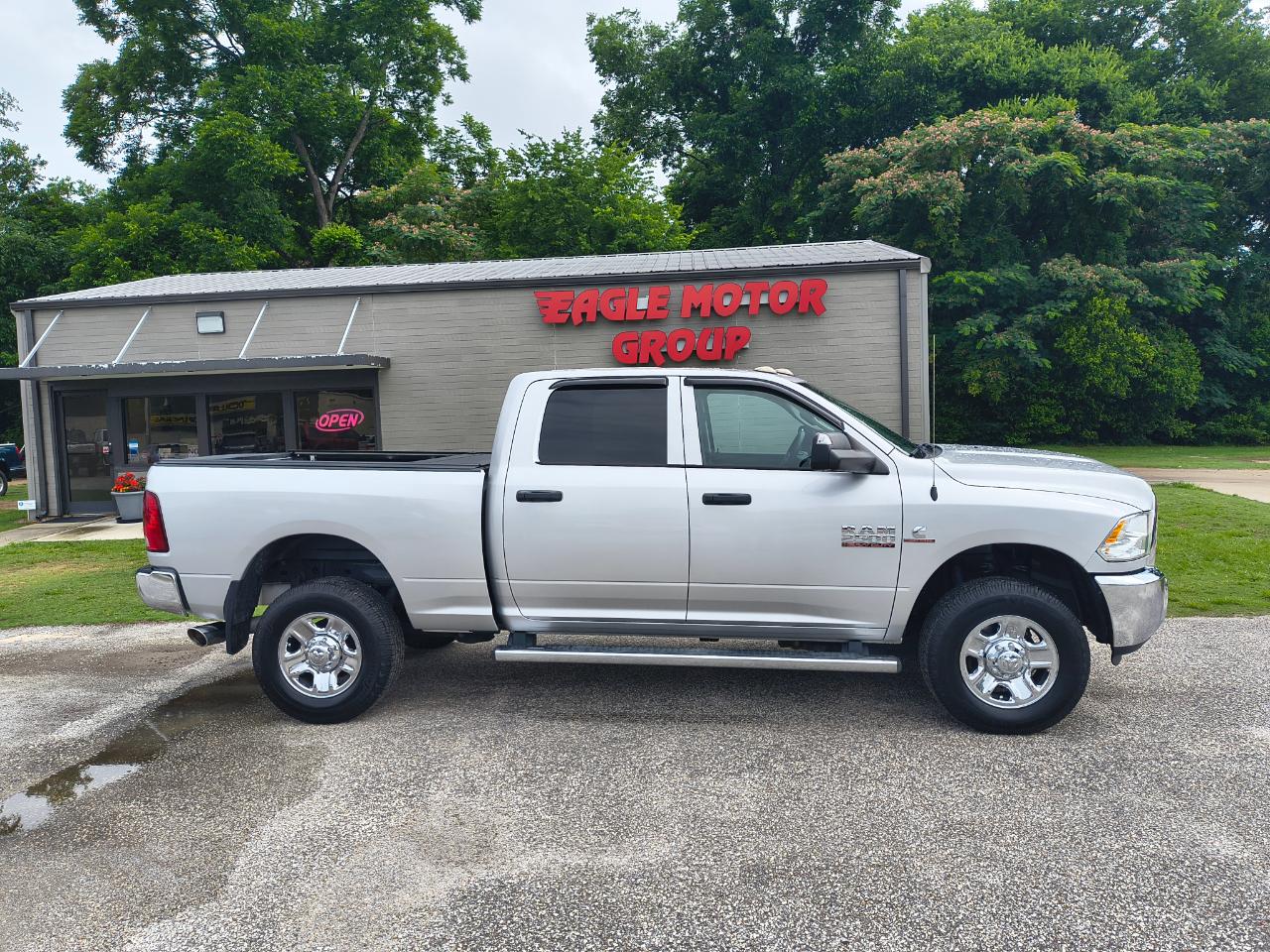 2017 RAM 2500 Tradesman 4x4 Crew Cab 6'4" Box