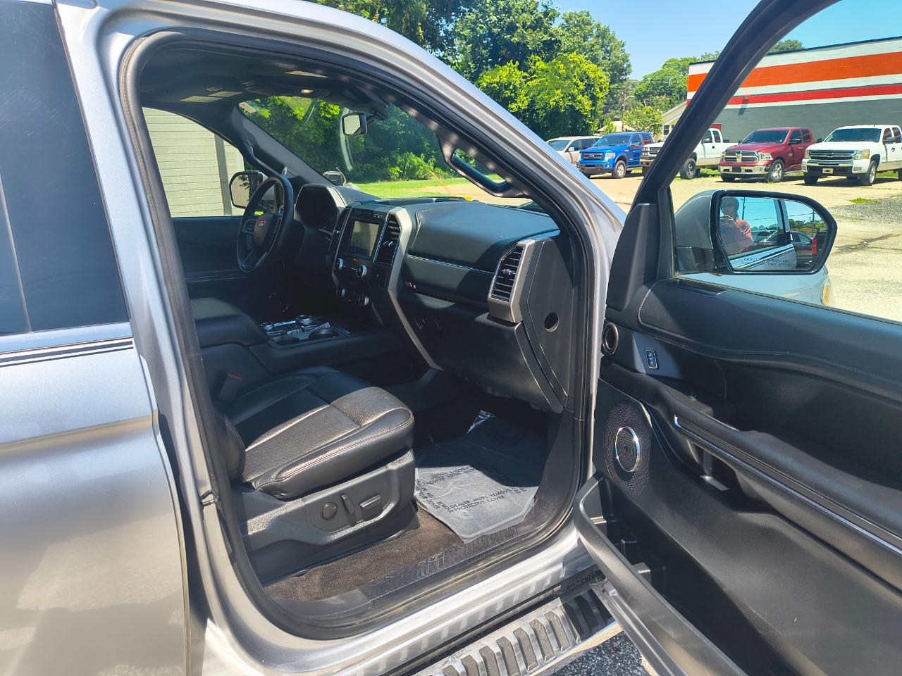 Ford Expedition XLT 4x4 2020