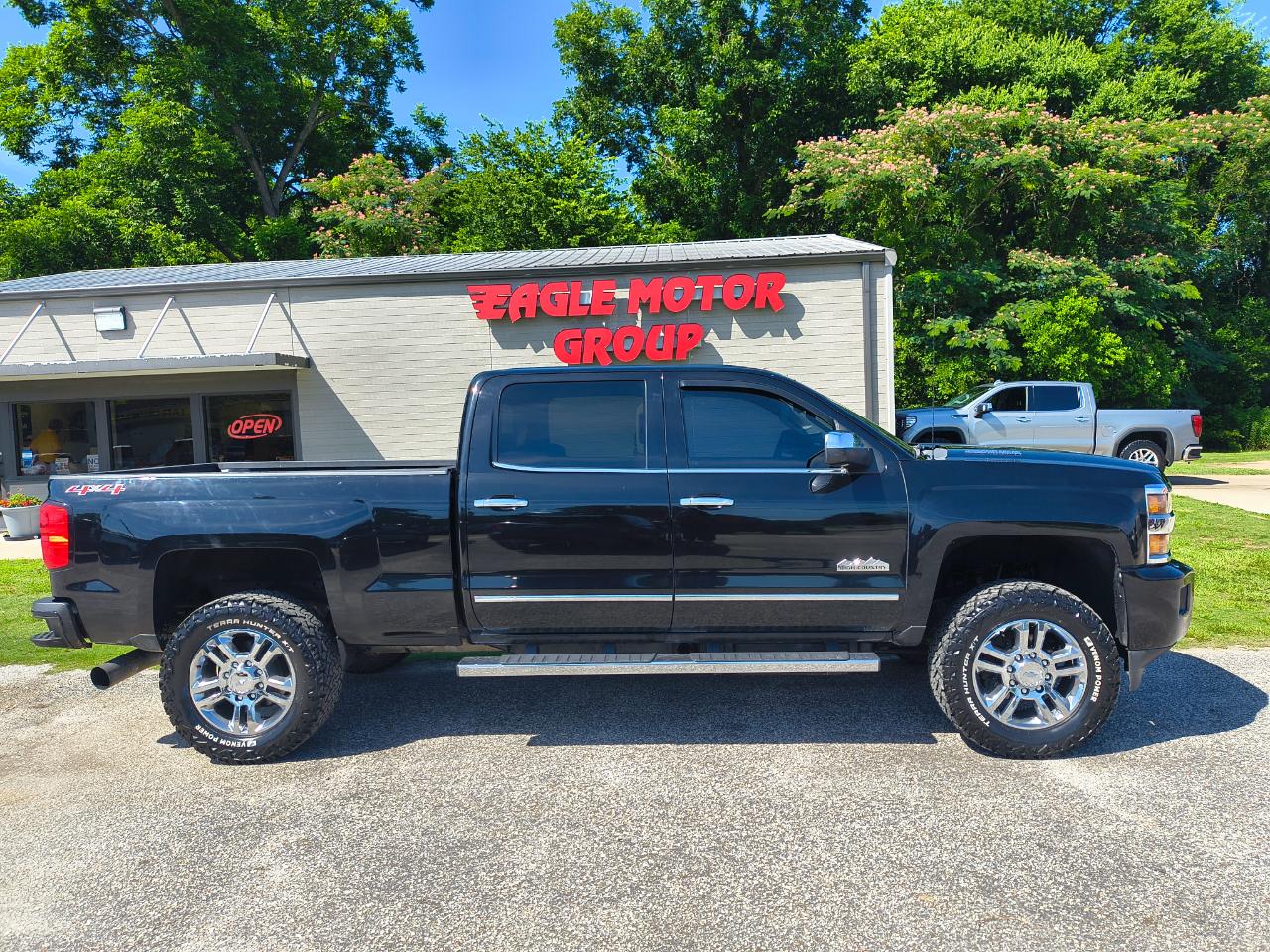 2016 Chevrolet Silverado 2500HD 4WD Crew Cab 153.7" High Country