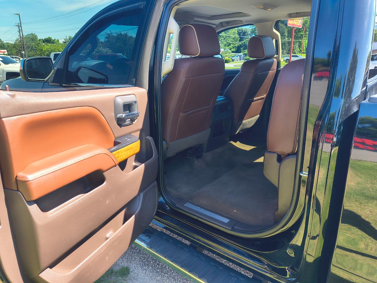 Chevrolet Silverado 2500HD 4WD Crew Cab 153.7" High Country 2016