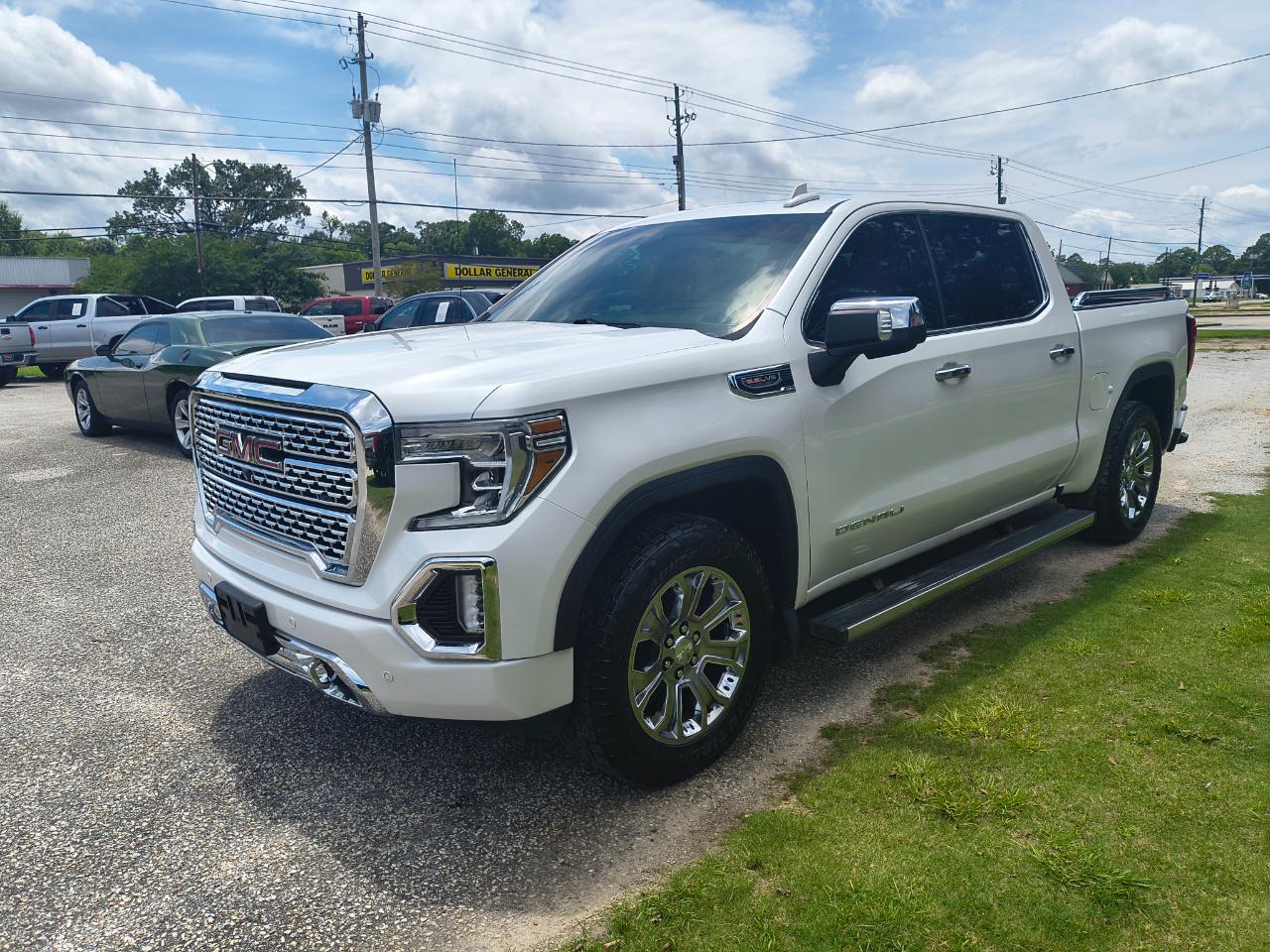 GMC Sierra 1500 4WD Crew Cab 147" Denali 2019
