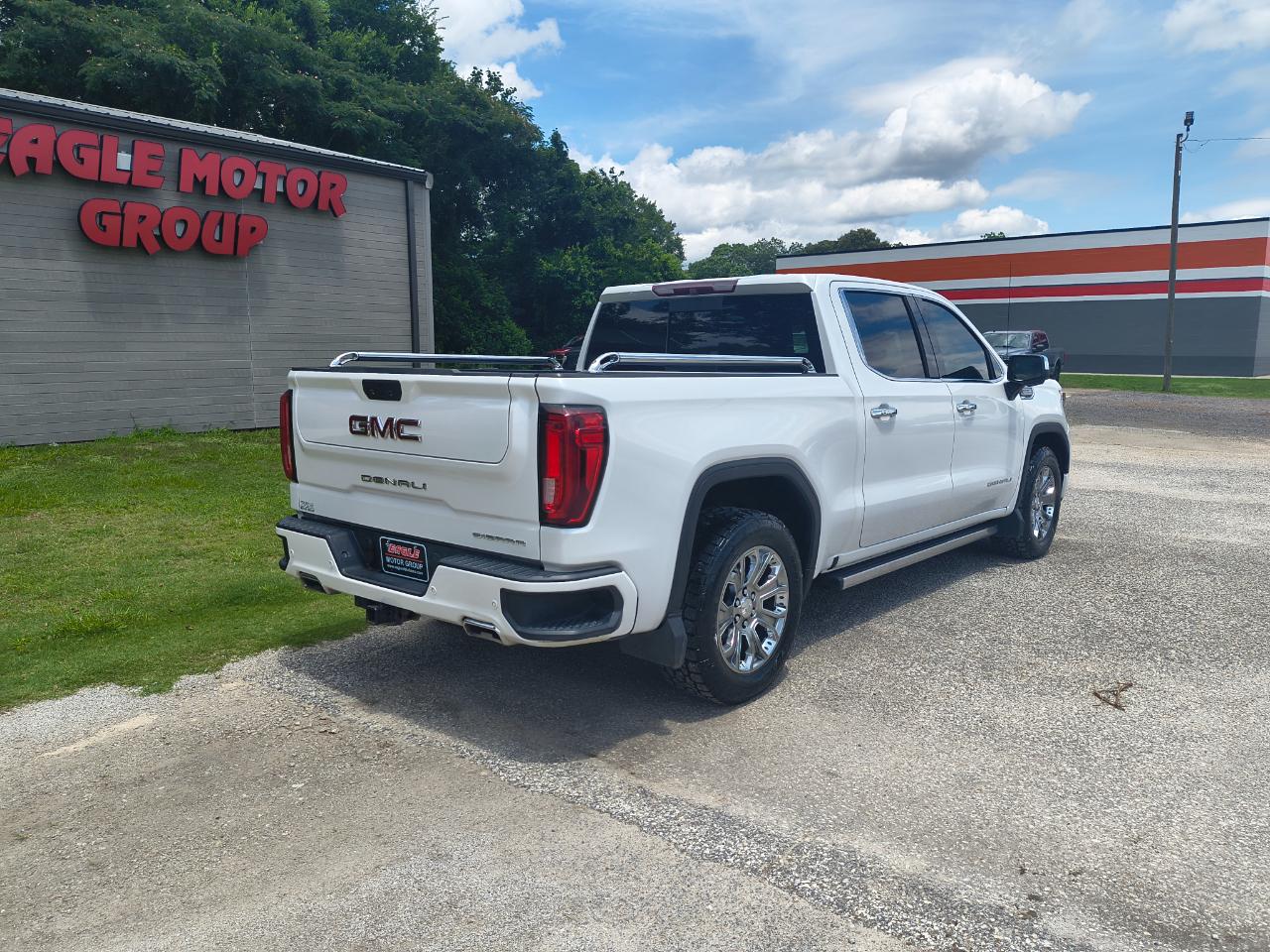 GMC Sierra 1500 4WD Crew Cab 147" Denali 2019
