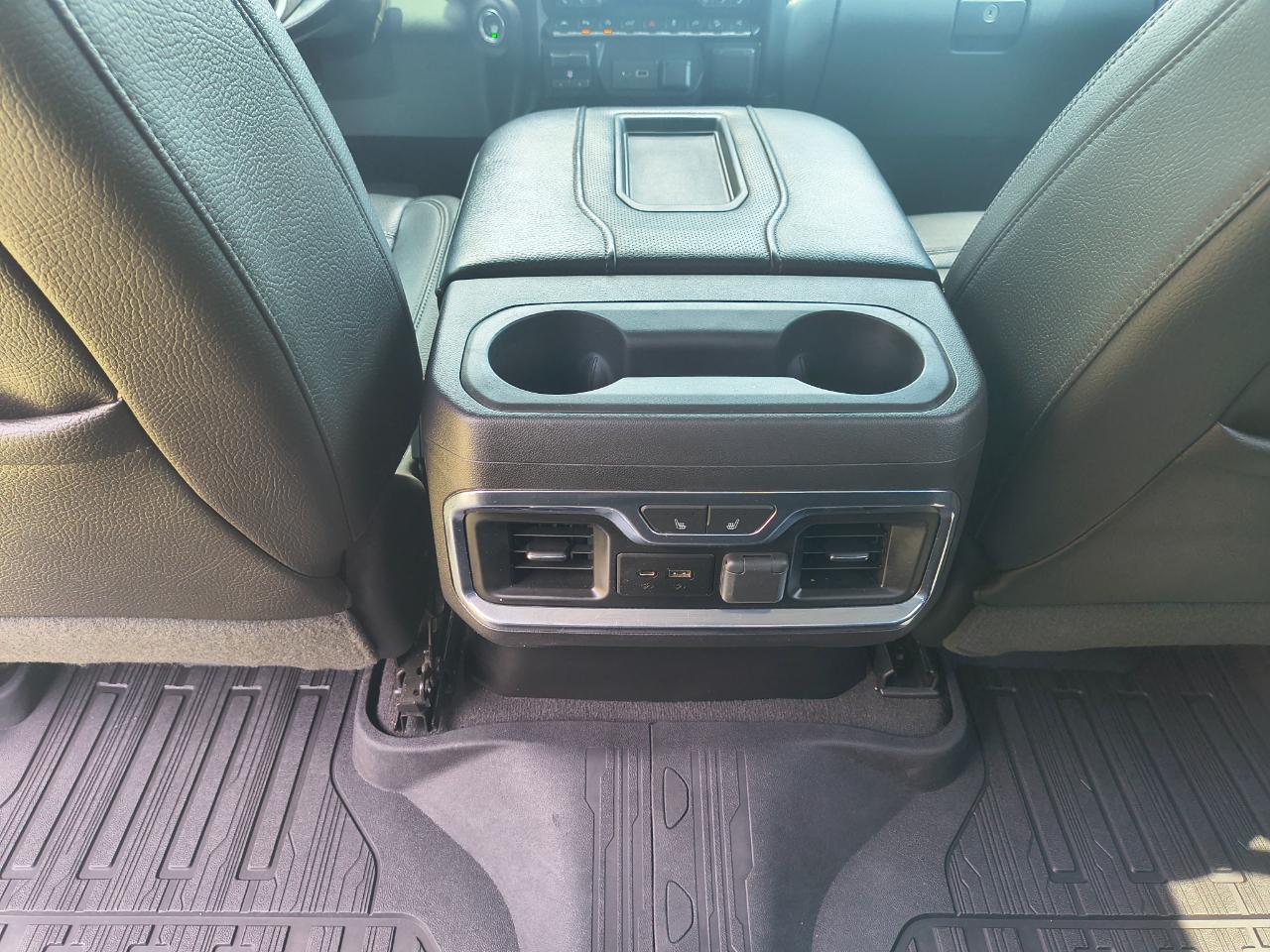 GMC Sierra 1500 4WD Crew Cab 147" Denali 2019