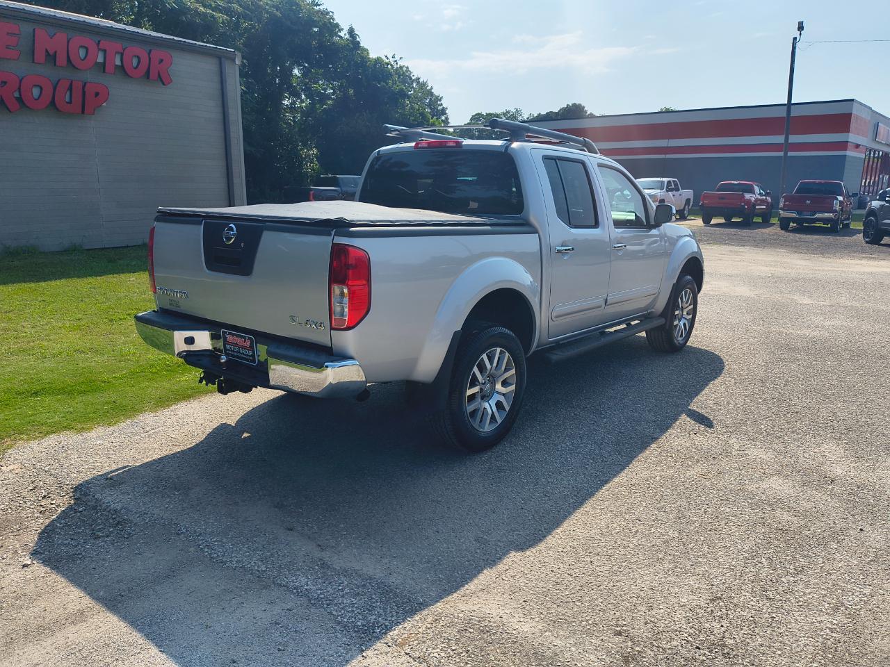Nissan Frontier 4WD Crew Cab SWB Auto SL 2012