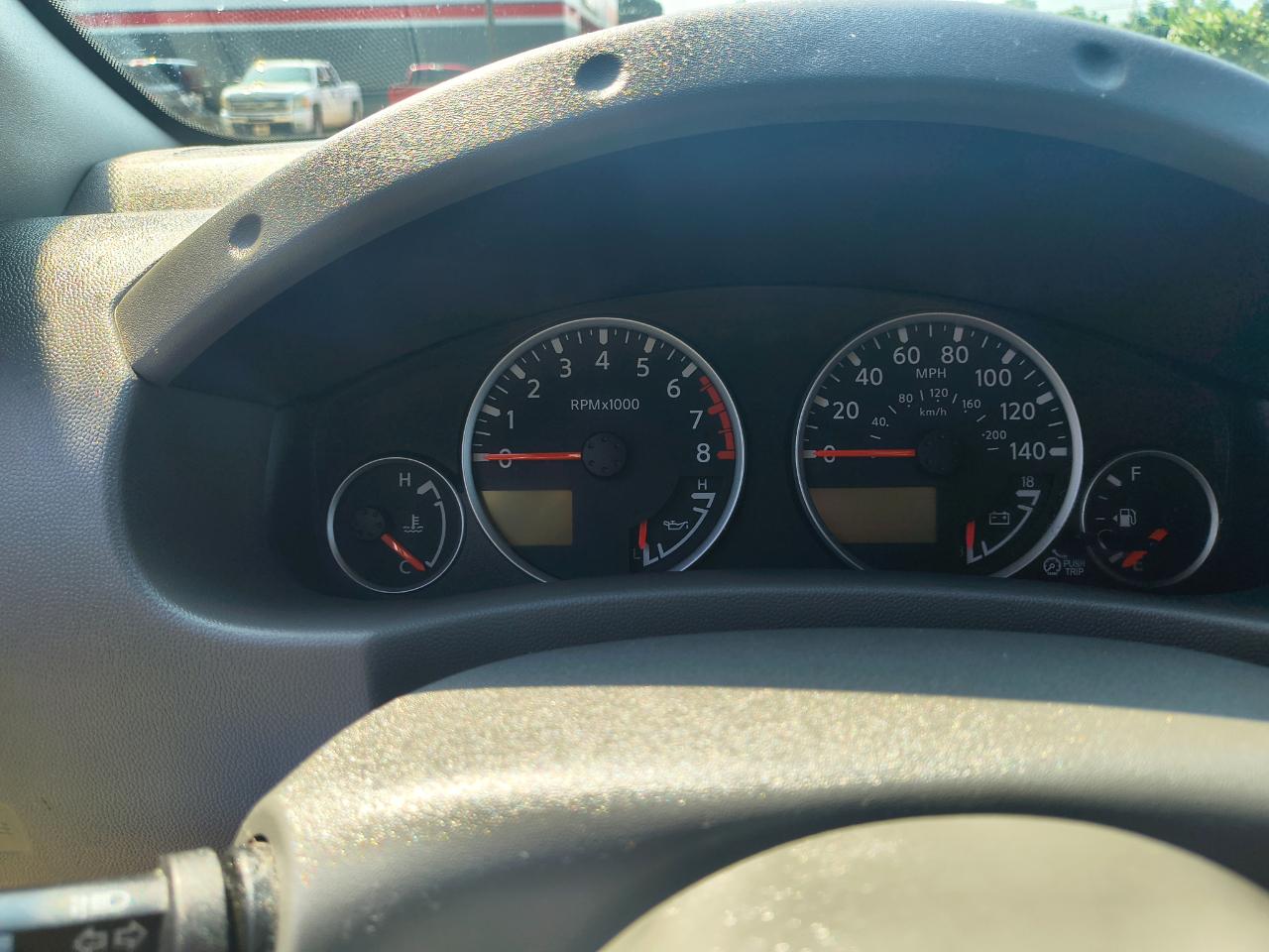 Nissan Frontier 4WD Crew Cab SWB Auto SL 2012