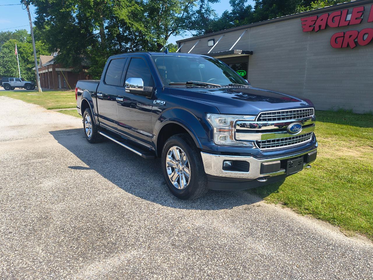 Ford F-150 Lariat SuperCrew Short Bed 4WD 2018
