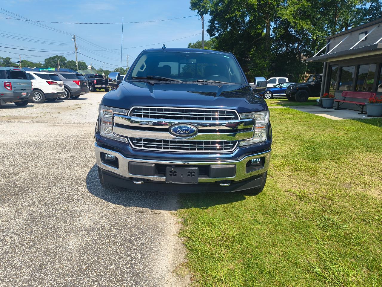 Ford F-150 Lariat SuperCrew Short Bed 4WD 2018