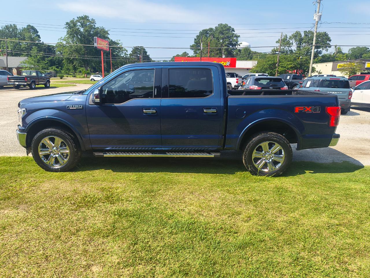 Ford F-150 Lariat SuperCrew Short Bed 4WD 2018