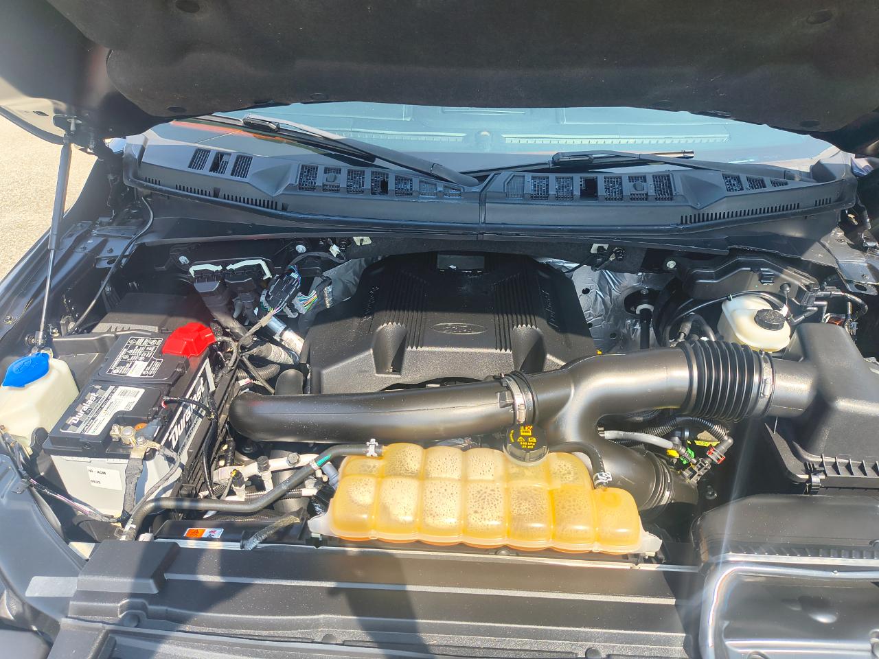 Ford F-150 Lariat SuperCrew Short Bed 4WD 2018