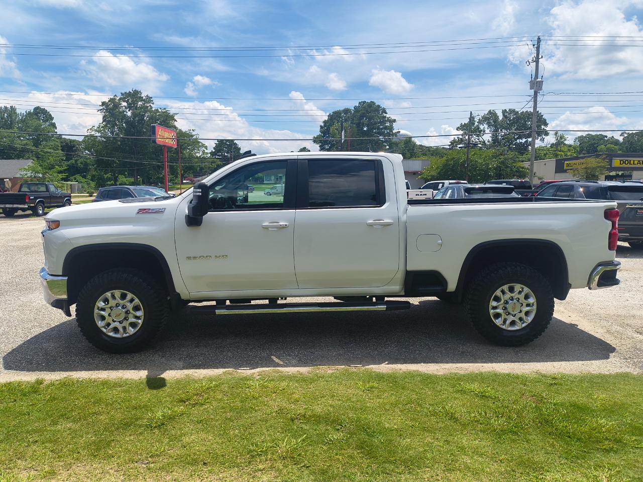 Chevrolet Silverado 2500HD 4WD Crew Cab 159" LT 2023