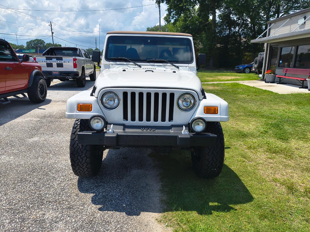 Jeep Wrangler 2dr Sahara 2000