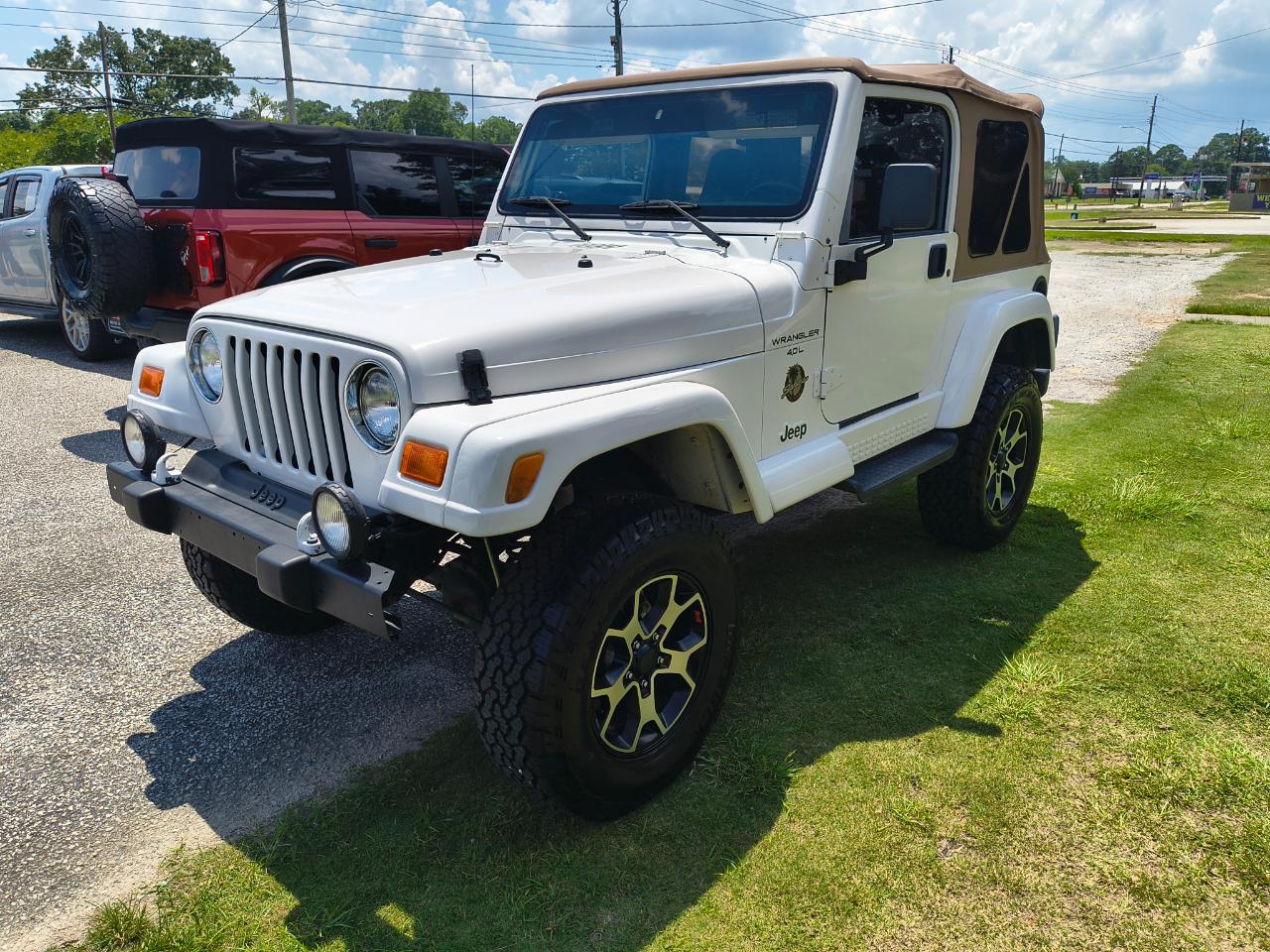 Jeep Wrangler 2dr Sahara 2000