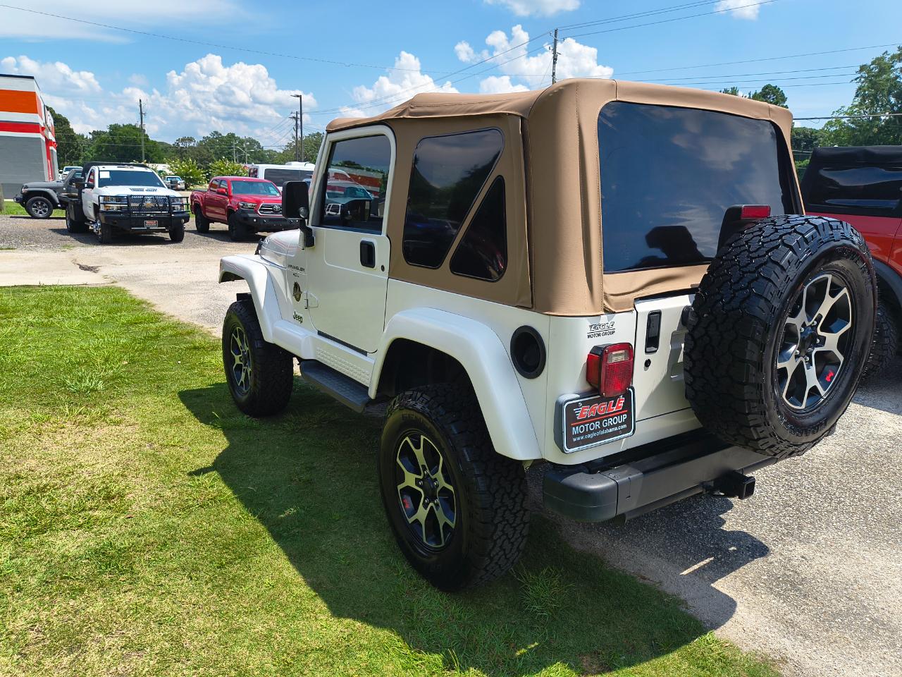 Jeep Wrangler 2dr Sahara 2000