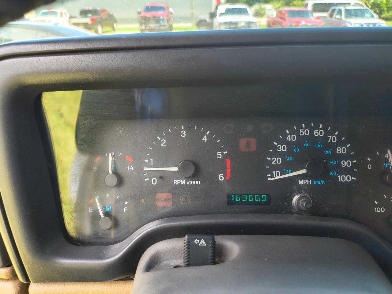 Jeep Wrangler 2dr Sahara 2000