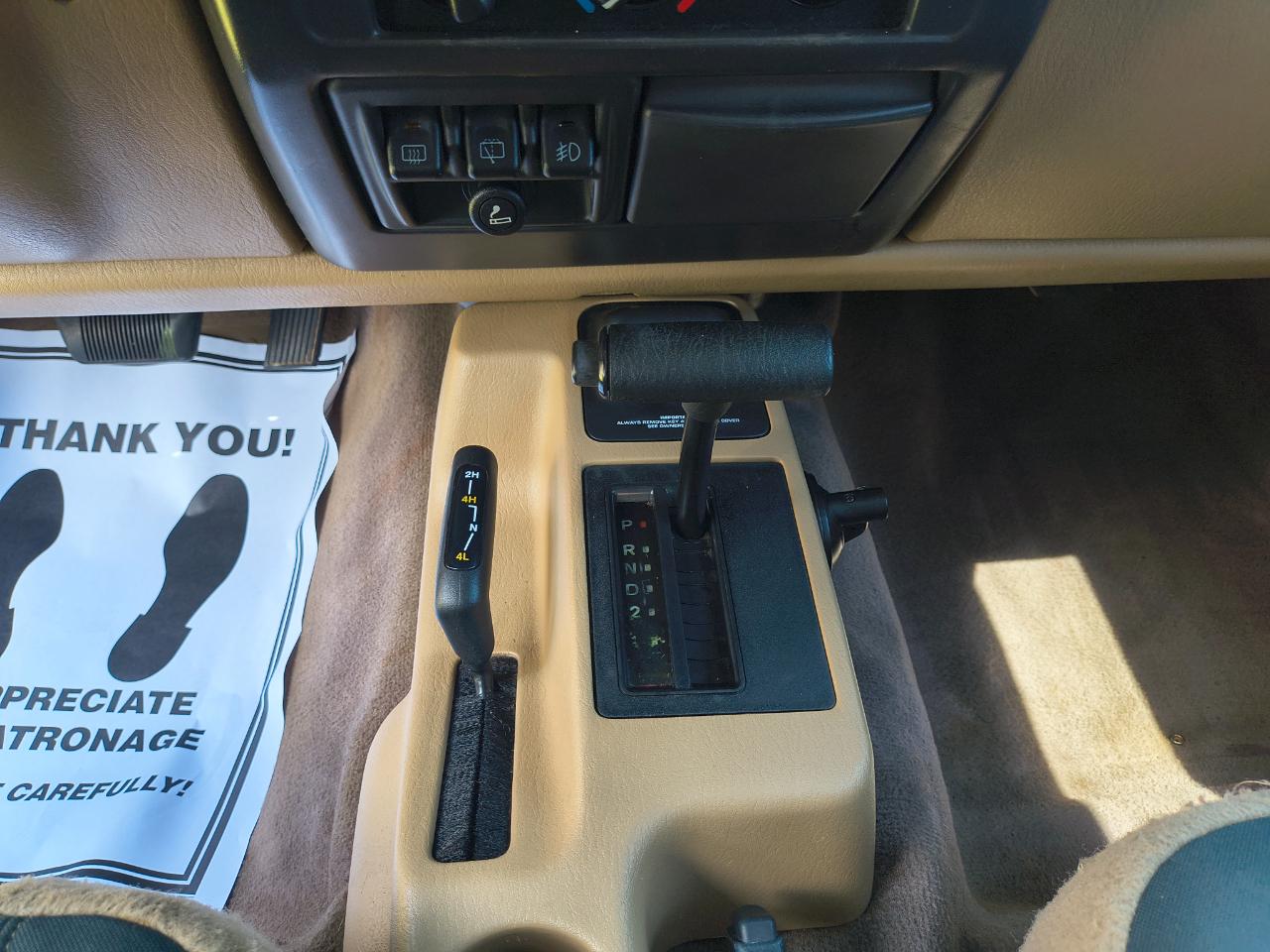 Jeep Wrangler 2dr Sahara 2000