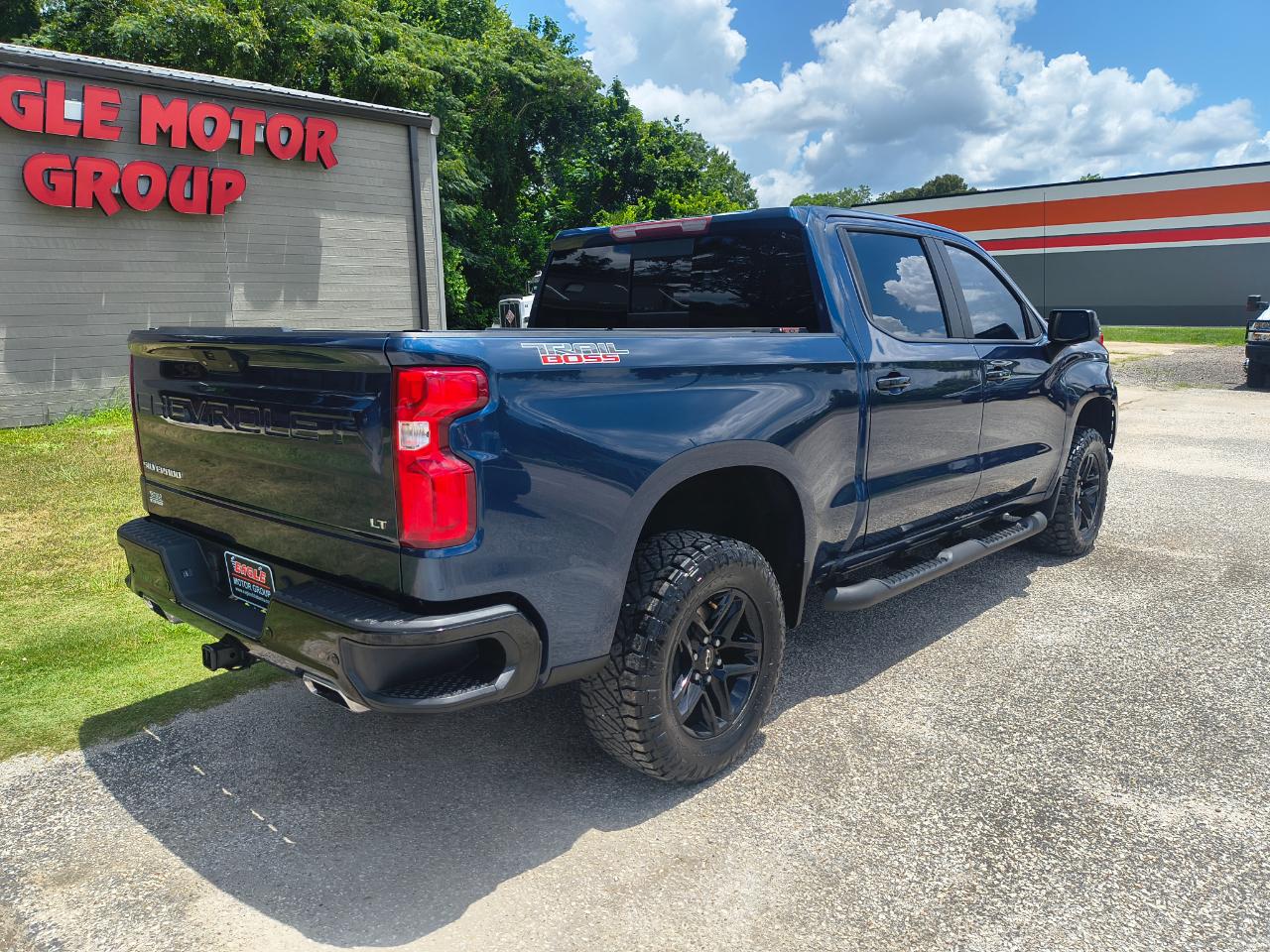 Chevrolet Silverado 1500 4WD Crew Cab 147" LT Trail Boss 2021