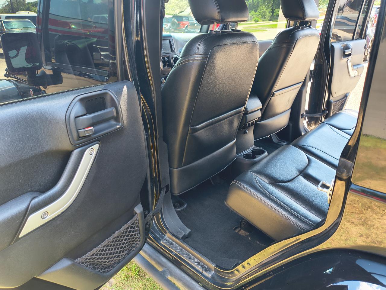 Jeep Wrangler Unlimited 4WD 4dr Rubicon Hard Rock 2016