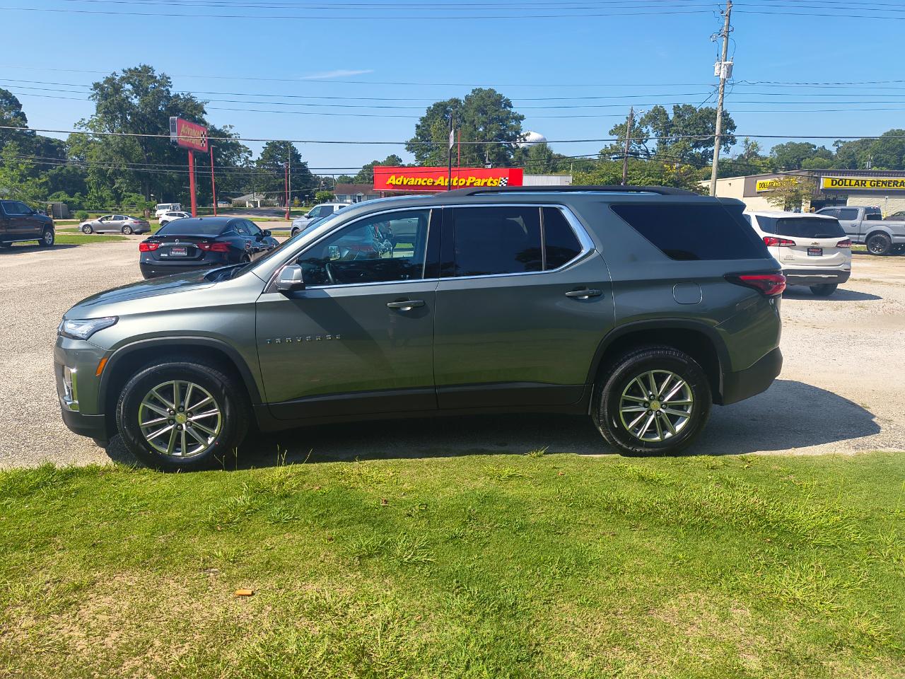 Chevrolet Traverse FWD 4dr LT Cloth w/1LT 2023