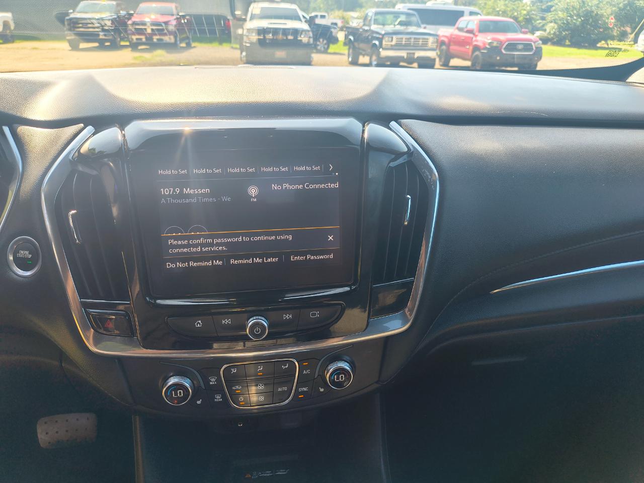 Chevrolet Traverse FWD 4dr LT Cloth w/1LT 2023