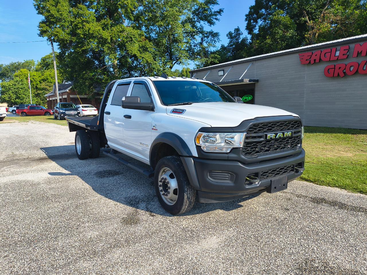 RAM 5500 Chassis Cab Tradesman 4x4 Crew Cab 60" CA 173.4" WB 2022