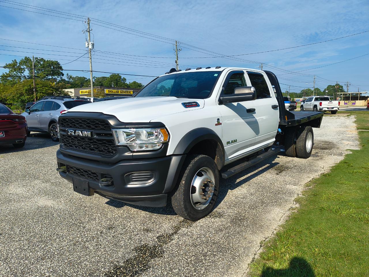 RAM 5500 Chassis Cab Tradesman 4x4 Crew Cab 60" CA 173.4" WB 2022