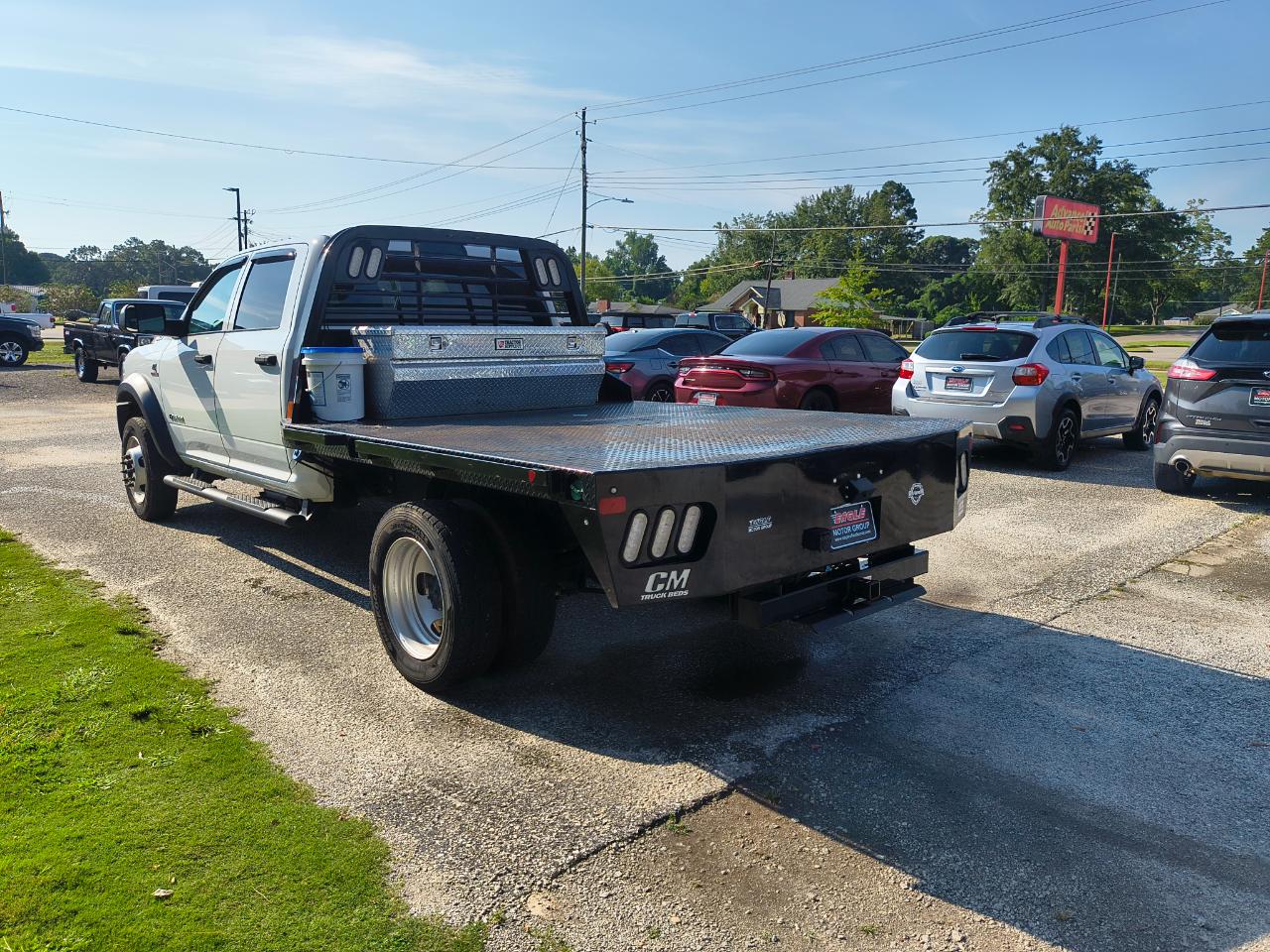 RAM 5500 Chassis Cab Tradesman 4x4 Crew Cab 60" CA 173.4" WB 2022