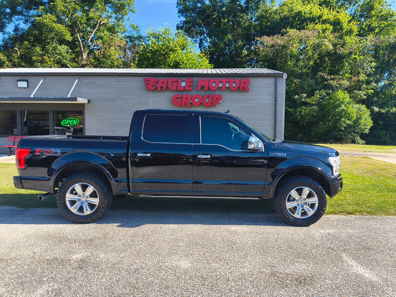 2018 Ford F-150 Platinum 4WD SuperCrew 5.5' Box